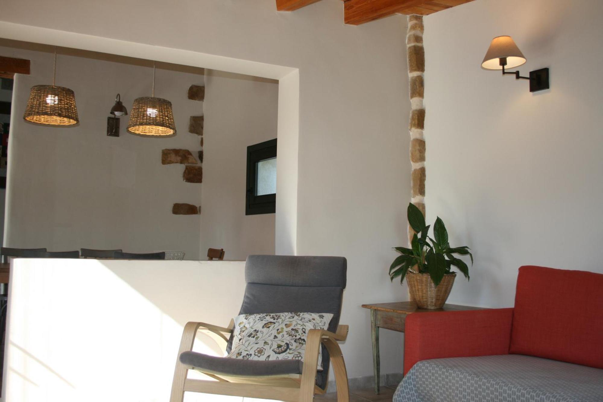 Maset Del Riu Guest House วาลเดร์โรเบรส ภายนอก รูปภาพ